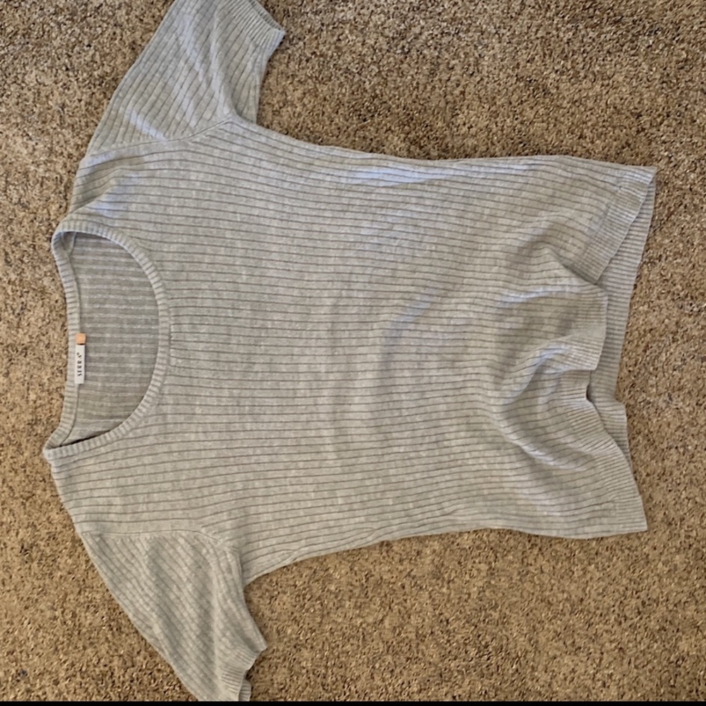 It’s a rib knit top